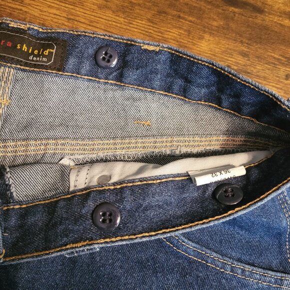 Riggs Wrangler Utility Jeans 36x32 Dura Shield Carpenter Medium Dark Wash NWT - Picture 6 of 11